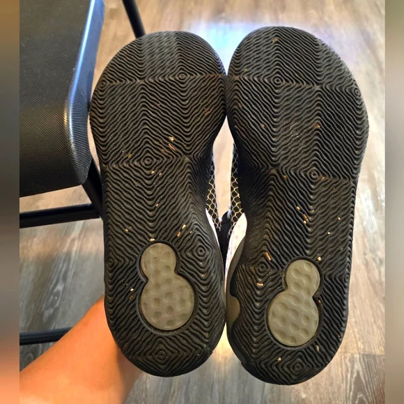 Nike "RENEW ELEVATE 2" BASKETBALL Shoes Men's Size: 9.5 NWB - Picture 9 of 10